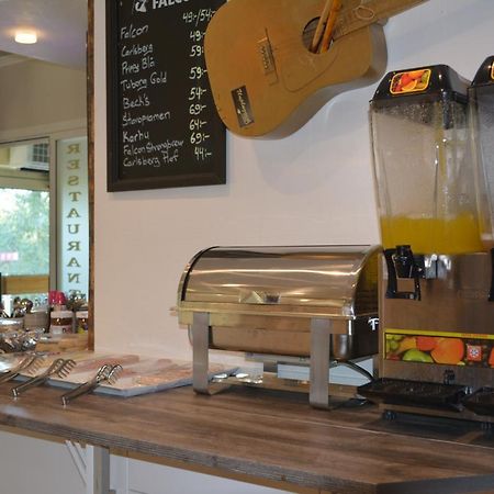 Hotell Sjoevillan Upplands-Väsby エクステリア 写真