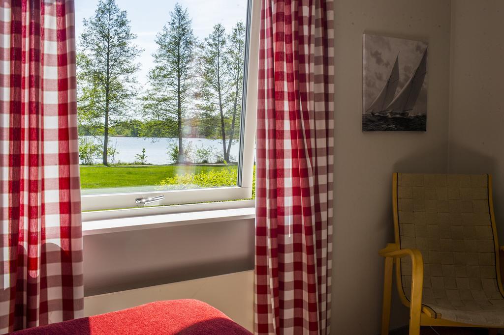 Hotell Sjoevillan Upplands-Väsby エクステリア 写真