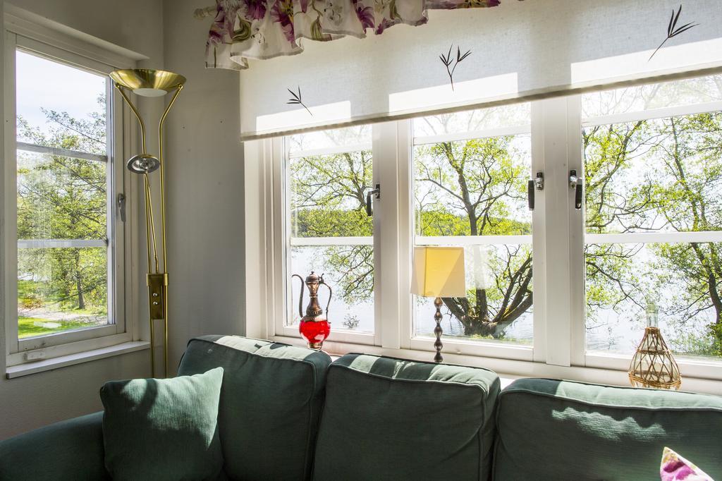 Hotell Sjoevillan Upplands-Väsby エクステリア 写真