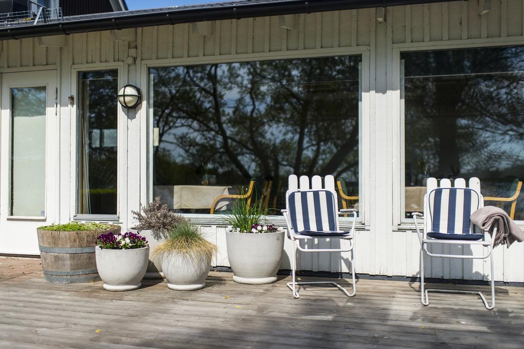 Hotell Sjoevillan Upplands-Väsby エクステリア 写真